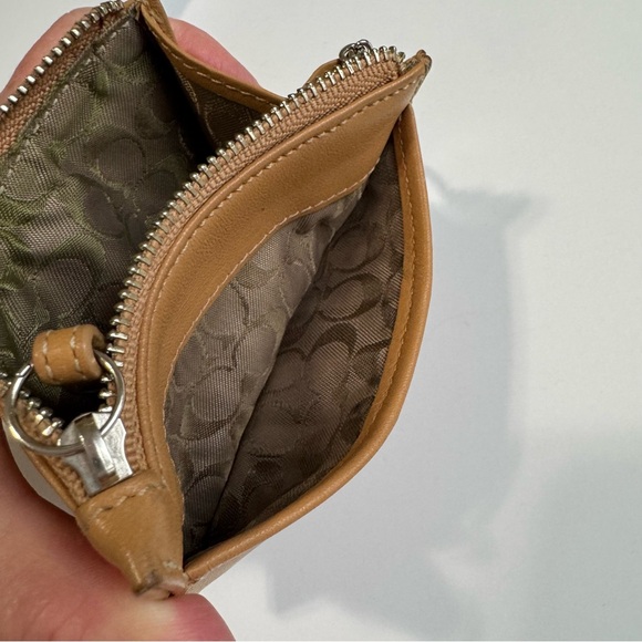 Coach Vintage Leather Keychain Card Wallet Tan - Picture 9 of 17